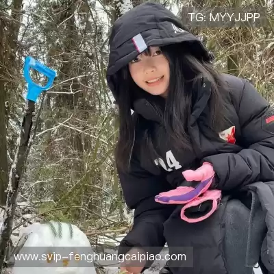 滑璇鸣